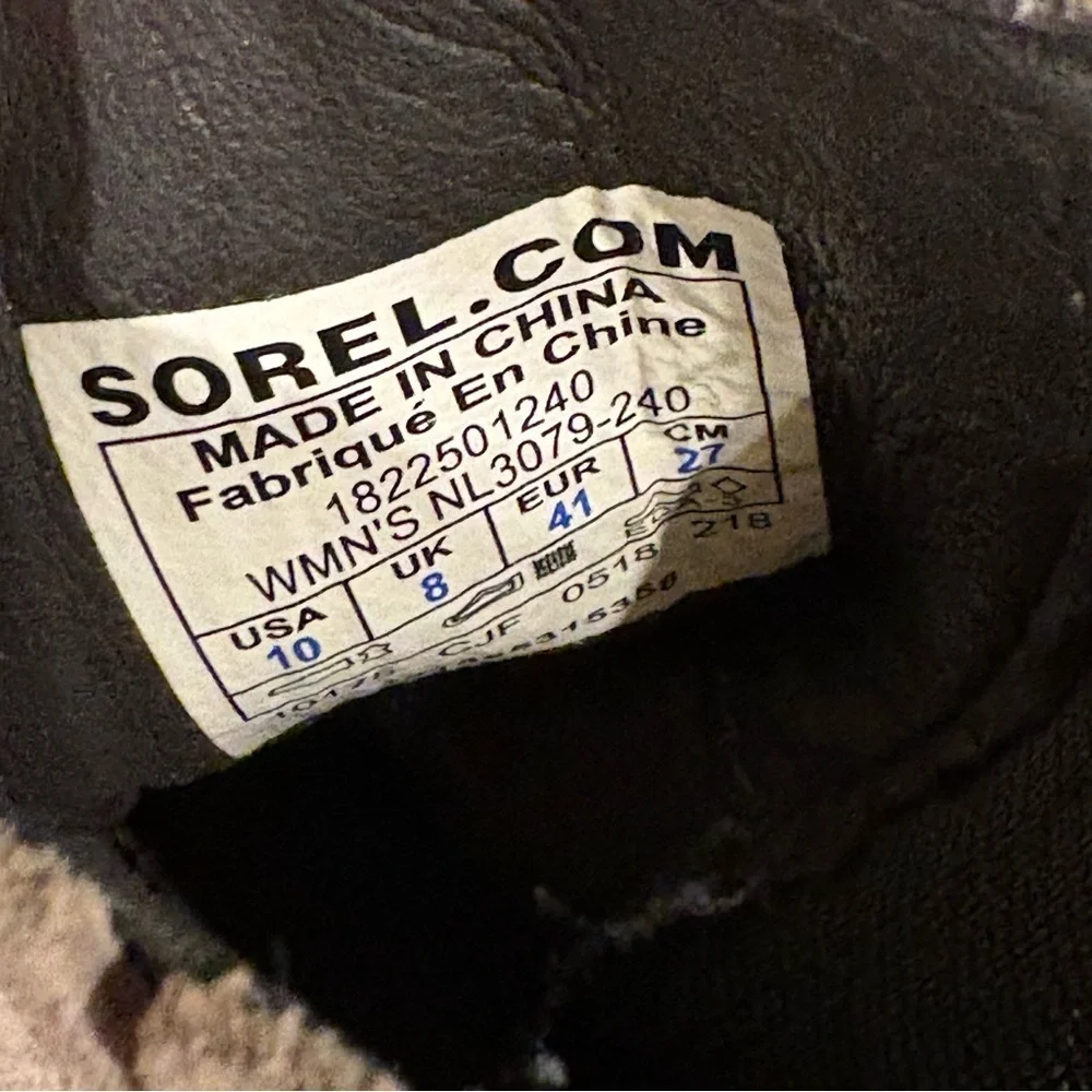 Sorel Women’s Lolla Chelsea Suede Boots Size 10